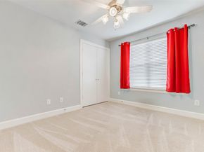 5941 South Loop E 1401, Houston TX 77033