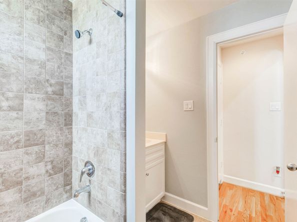 5941 South Loop E 1401, Houston TX 77033