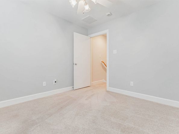 5941 South Loop E 1401, Houston TX 77033