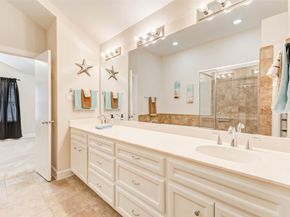 5941 South Loop E 1401, Houston TX 77033