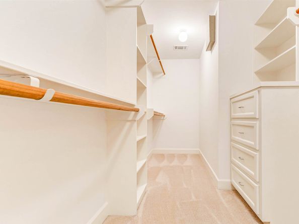 5941 South Loop E 1401, Houston TX 77033