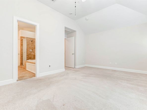 5941 South Loop E 1401, Houston TX 77033