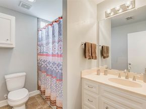 5941 South Loop E 1401, Houston TX 77033