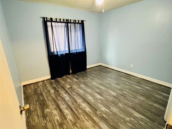 7215 La Entrada Drive, Houston TX 77083