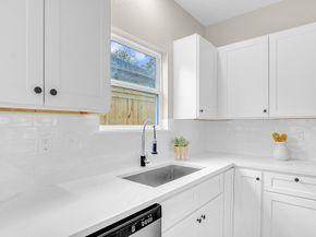 7316 Victoria Street, Houston TX 77020