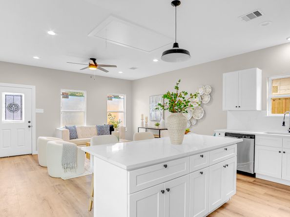 7316 Victoria Street, Houston TX 77020