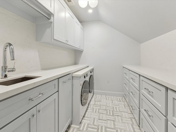 2124 Sul Ross Street, Houston TX 77098