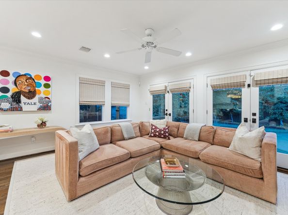 2124 Sul Ross Street, Houston TX 77098