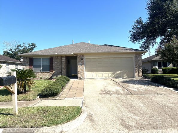 5914 Dream Court, Houston TX 77085