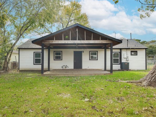 6107 Belmark Street, Houston TX 77033