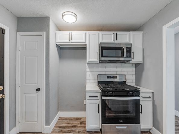 6107 Belmark Street, Houston TX 77033