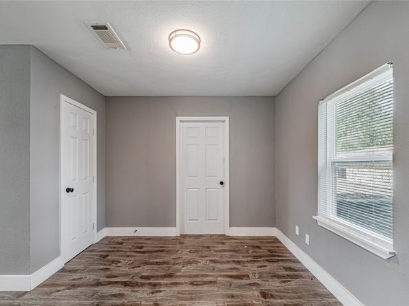 6107 Belmark Street, Houston TX 77033