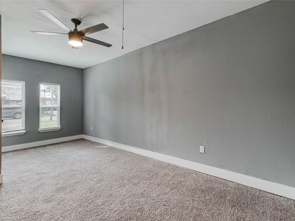 6107 Belmark Street, Houston TX 77033