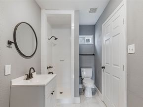 6107 Belmark Street, Houston TX 77033