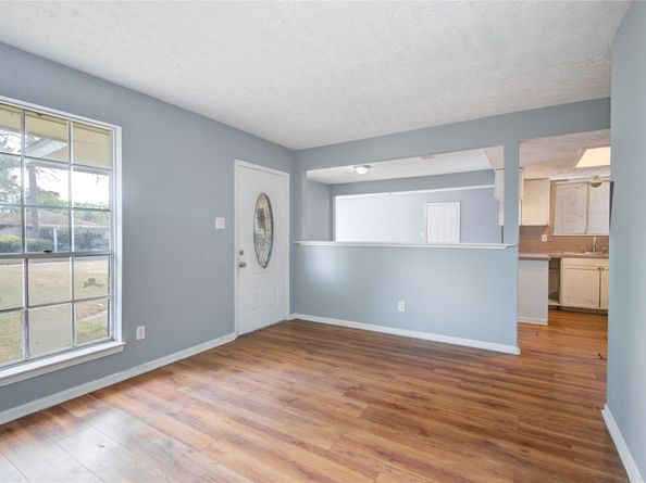6319 Hopper Road, Houston TX 77016