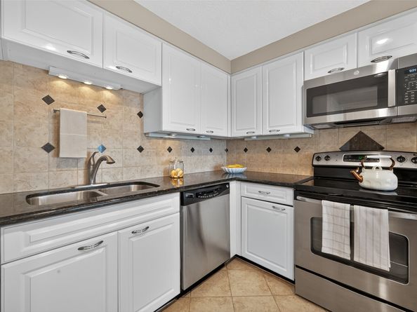 2001 Holcombe Boulevard 3305, Houston TX 77030