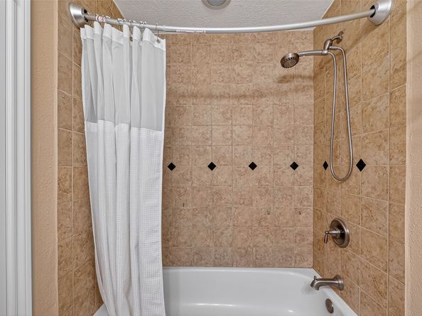 2001 Holcombe Boulevard 3305, Houston TX 77030