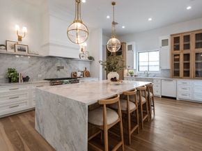 830 Azalea Street, Houston TX 77018