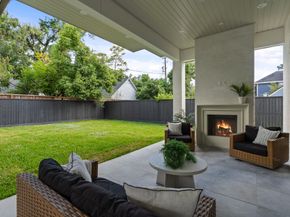 830 Azalea Street, Houston TX 77018