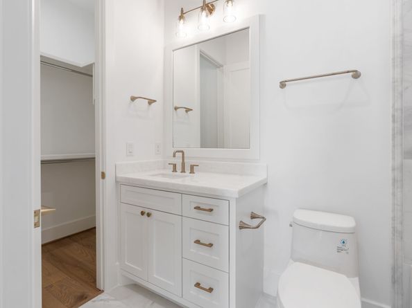 830 Azalea Street, Houston TX 77018