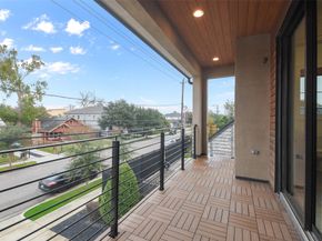 710 E 13th Street, Houston TX 77008