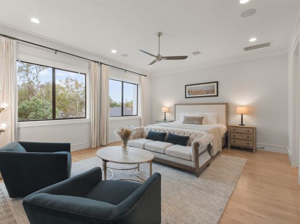 710 E 13th Street, Houston TX 77008