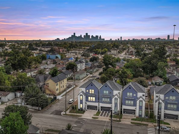 730 E 33rd Street, Houston TX 77022