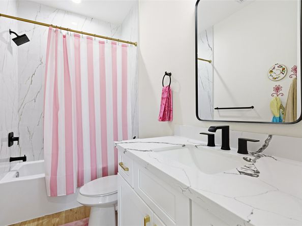 730 E 33rd Street, Houston TX 77022