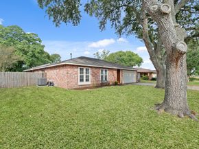 2213 Baylor Drive, Katy TX 77493