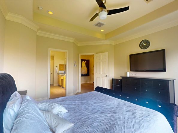 7127 Windwater Lagoon, Houston TX 77036