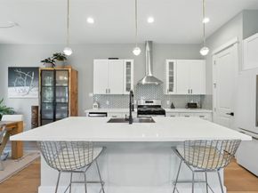 819 Woodcrest Drive, Houston TX 77018