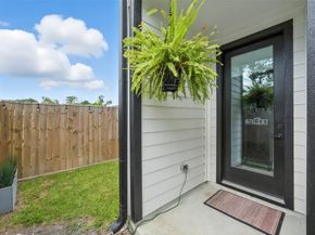 819 Woodcrest Drive, Houston TX 77018