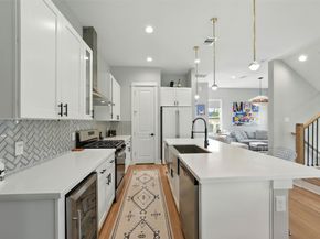 819 Woodcrest Drive, Houston TX 77018