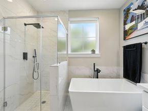 819 Woodcrest Drive, Houston TX 77018