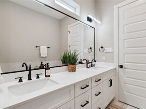 4013 Griggs Road D, Houston TX 77021