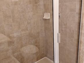 5941 South Loop E 104, Houston TX 77033