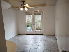 5941 South Loop E 104, Houston TX 77033