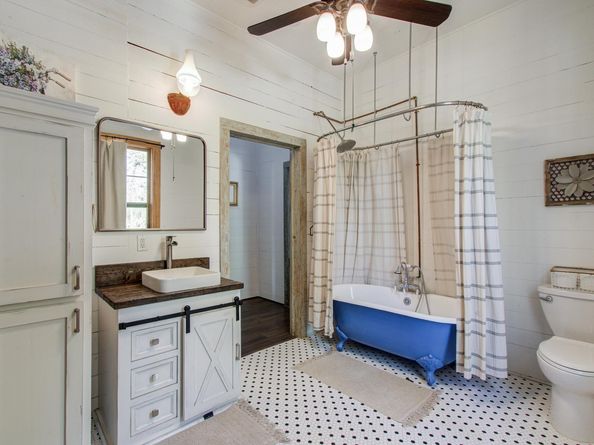 14203 Cypress Creek Boulevard, Cypress TX 77429