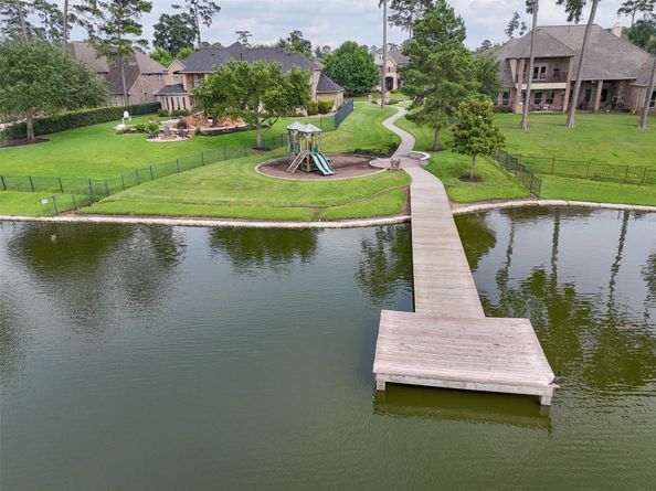 13803 Oak Fair Bend, Cypress TX 77429