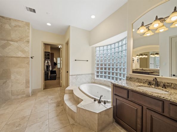 13803 Oak Fair Bend, Cypress TX 77429