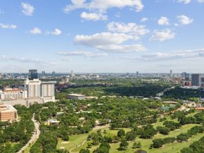 2001 Holcombe Boulevard PH4, Houston TX 77030