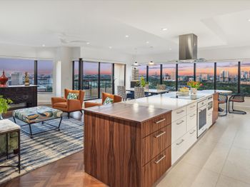 2001 Holcombe Boulevard