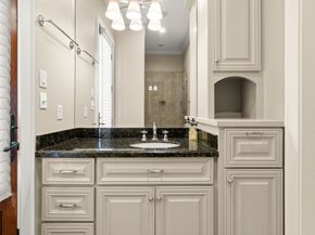 11 Palmer Crest, The Woodlands TX 77381