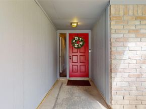 10543 Sagecanyon Drive, Houston TX 77089