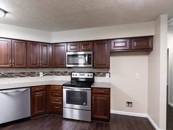 2438 Tall Ships Drive, Friendswood TX 77546