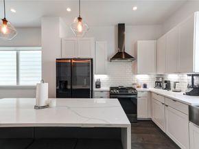 5831 Dolores Street, Houston TX 77057