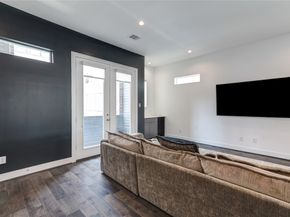 5831 Dolores Street, Houston TX 77057