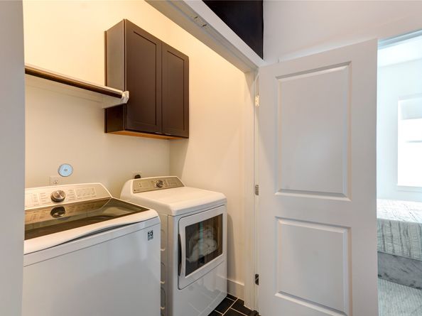 5831 Dolores Street, Houston TX 77057