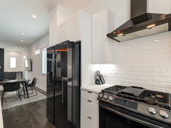5831 Dolores Street, Houston TX 77057