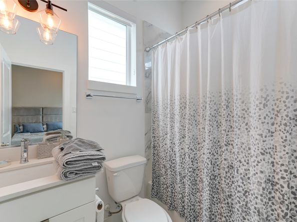 5831 Dolores Street, Houston TX 77057